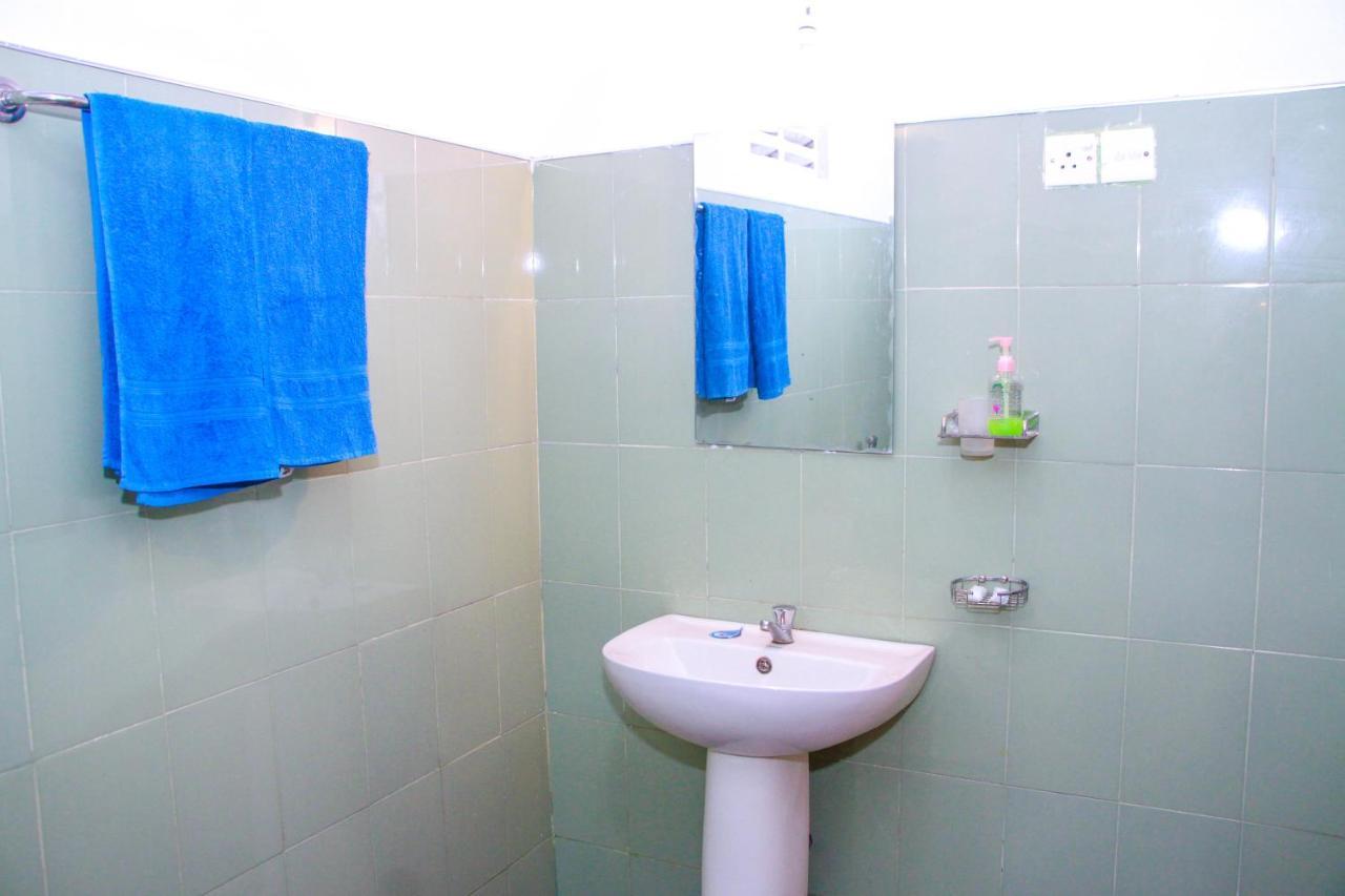 Sun Flower Homestay Сигирия Экстерьер фото